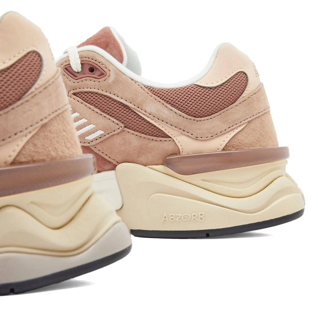 New Balance U9060EEH Sneakers Sparrow
